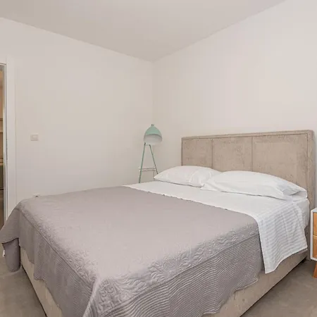 Apartment Radelj